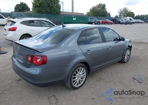 2008 Volkswagen Jetta Wolfsburg Edition из США, поврежденный, VIN 3VWRJ71K48M120046